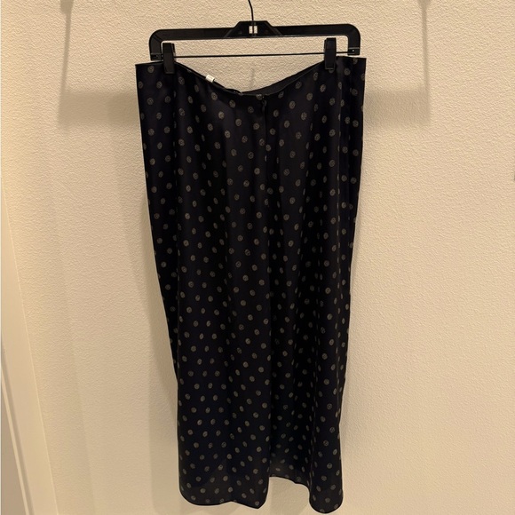 Vince. silky black and tan Skirt size 12 - Picture 4 of 5